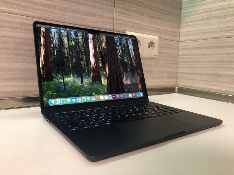Apple MacBook Air 13 M2 2022