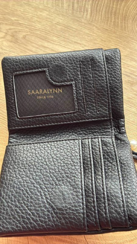 Кошелек черный кожаный 3