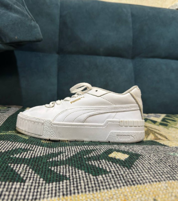 Кроссовки Reebok Daytona, Reebok Club C, Guess Lederboots, Puma Cali, Converse, Puma cilia, Nike air max 95 36 размер 3