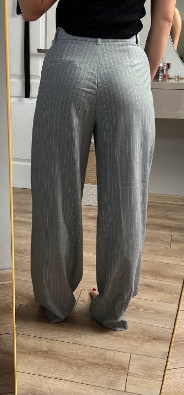 Брюки классические серые в полоску размер М 3