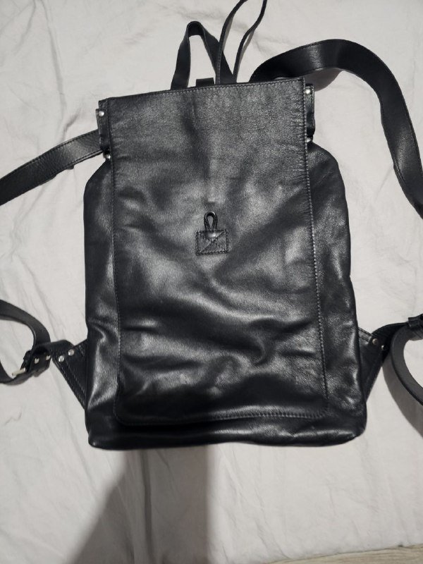 Кожаный рюкзак