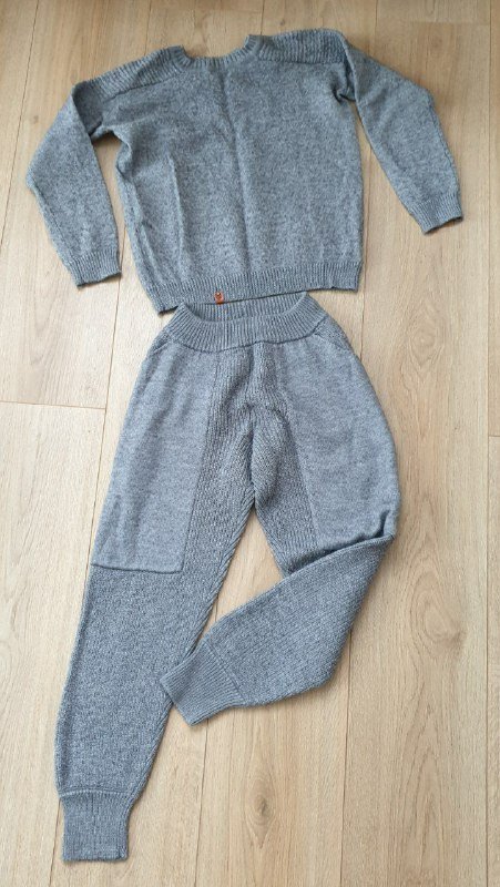 Теплый костюм из шерсти мериноса размер s