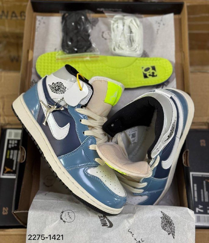 Кроссовки Nike Air Jordan 2