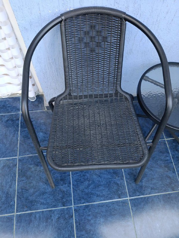 Столик и два стула для балкона 2