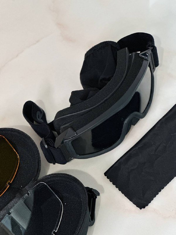 Маска защитная горнолыжная с 3 стеклами чехлом 4