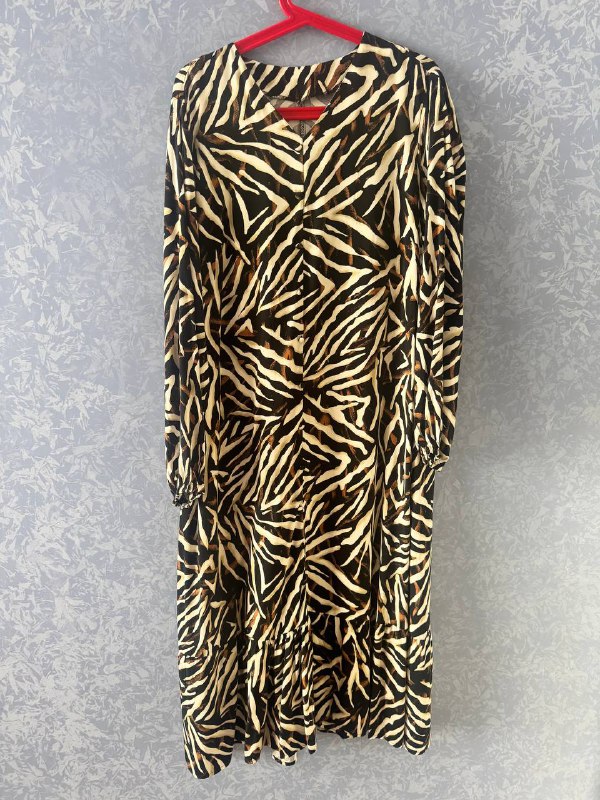 Платье анимал принт, рубашки, футболка, ботильоны, брюки 6