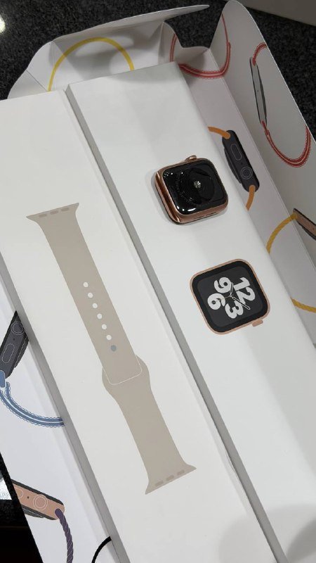 Apple Watch Series SE 40mm Gold Alu Starlight Sp Band GPS 5