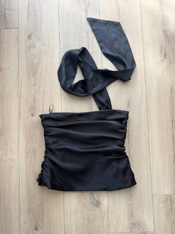 Юбка/шорты Zara, Водолазка, Корсет Zara, Топ Zara, Юбка/шорты, Боди, Сапожки Celine, Цепочка, Браслеты guess 3