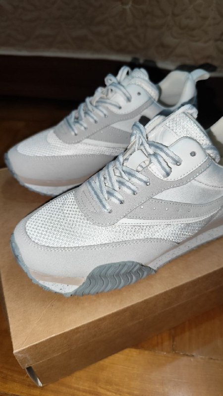 Новые ботасы Benetton, размер 36 7