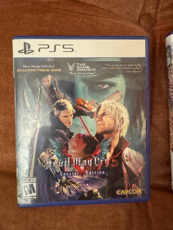 Игры Devil May Cry 3 и The Elder Scrolls V Skyrim 2