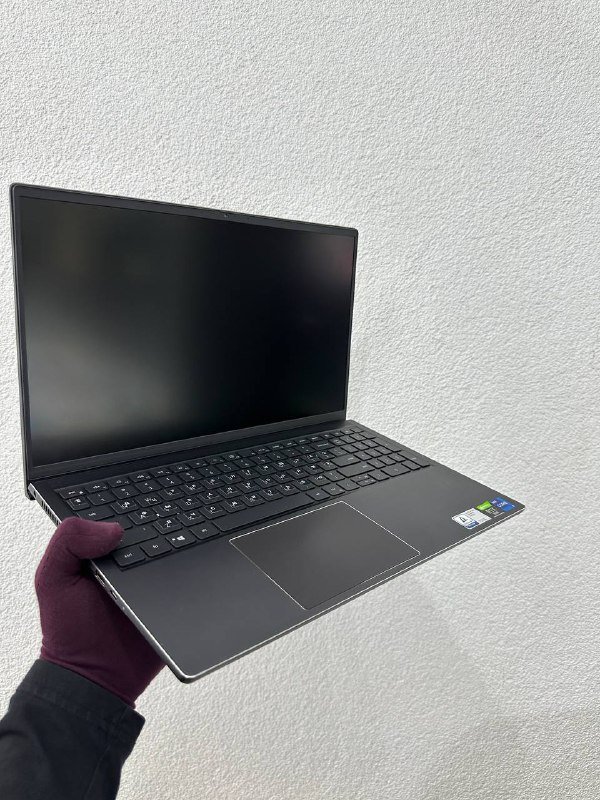 Игровой ноутбук DELL VOSTRO 5510 Intel Core i7 RTX 3050Ti 32GB RAM 1TB SSD