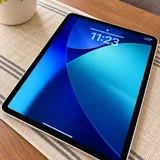 iPad Air 13″ M2, 128 GB, Wi‑Fi + Cellular 1