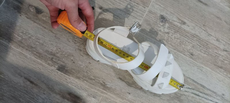 Басаножки на платформе, зеркала Ford Fiesta 2019, Lil solid, мышь HP, вентилятор, пелёнки, подушка Aloe vera 9