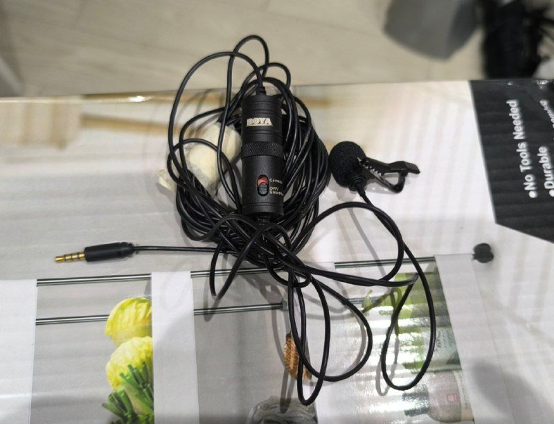 Пюпитр Proel, Софтбокс с лампочкой, Беспроводная Usb мышка sven, Стеллаж четырехъярусный, Петличный микрофон BOYA, Зеркало из Miniso, Штатив hama, Сушилка для одежды 5