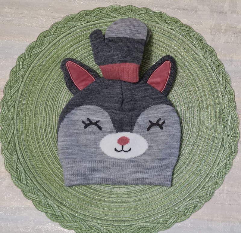 Шапка и варежки детские двойной вязки