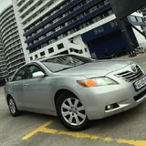 Toyota Camry Hybrid 1