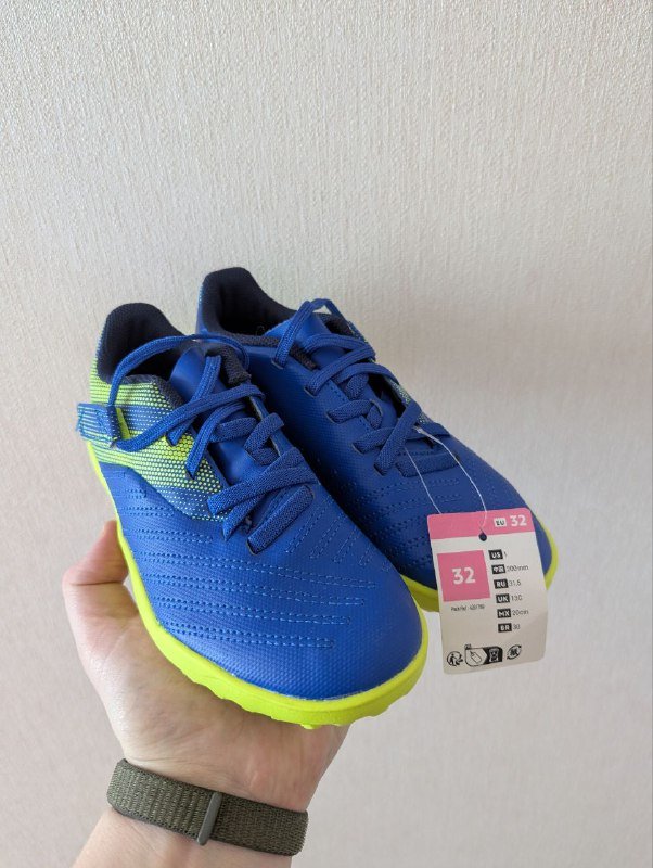 Детские бутсы сороконожки Decathlon размер 31,5