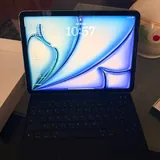 Apple iPad Air 11, iPhone 12 8