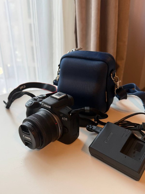 Беззеркальный фотоаппарат Canon EOS R50 Kit 18-45 RF 4