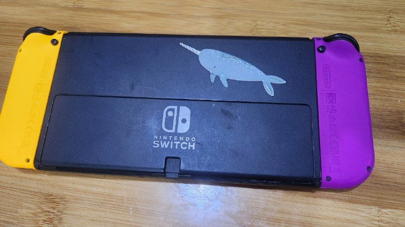 Nintendo Switch OLED с докстанцией и джойконами 2