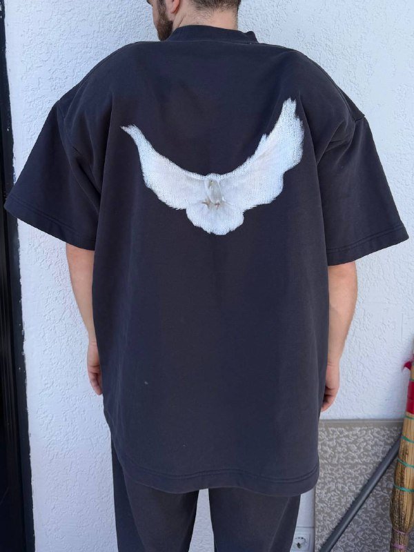 Футболка Yeezy Gap Balenciaga Dove No Seam Tee L