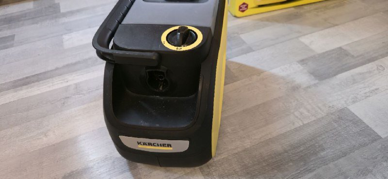 Электрохимчистка Karcher с аксессуарами 3