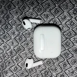 AirPods 3, Logitech G435 4