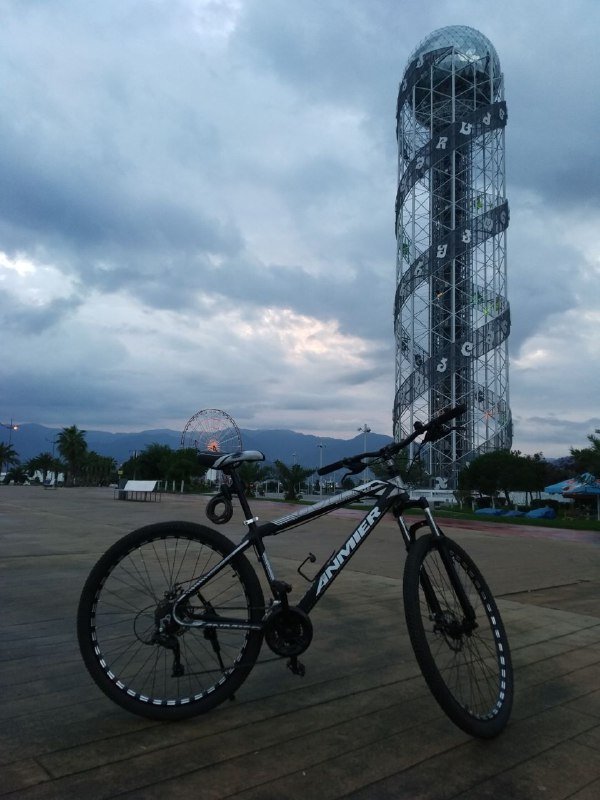 Профессиональный велосипед с дисковыми тормозами