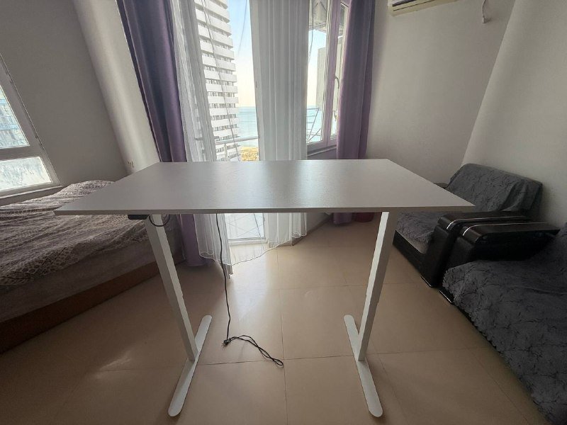 Стол с подъёмным механизмом JYSK