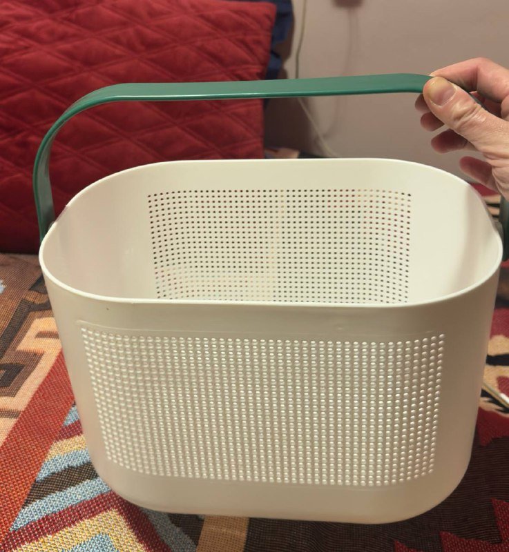 Пластиковая корзинка органайзер для косметики в душе 2