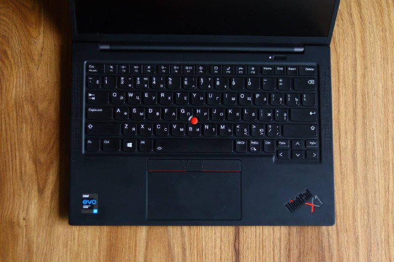 Ноутбук thinkpad x1 carbon gen 9 16GB RAM 1TB NVMe Intel i7 2