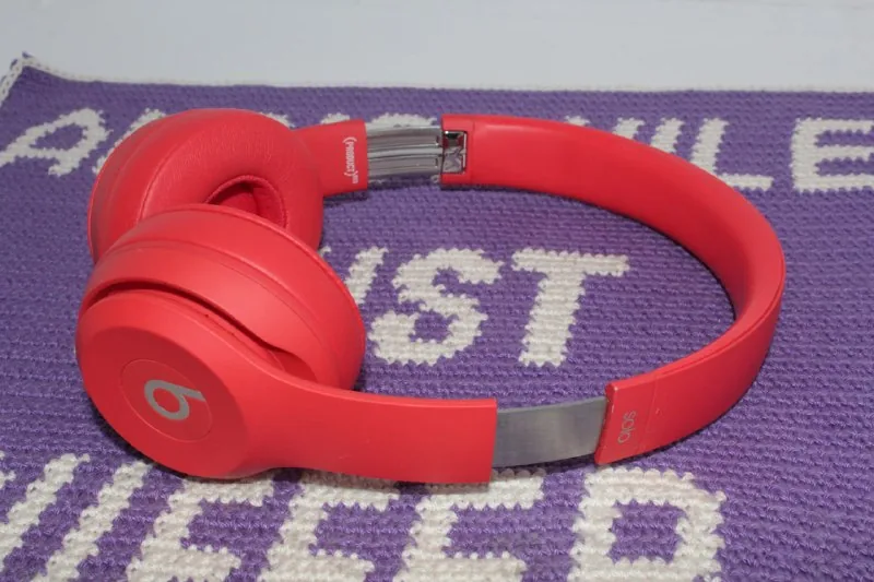 Beat Solo 3 wireless матовые красные наушники 1