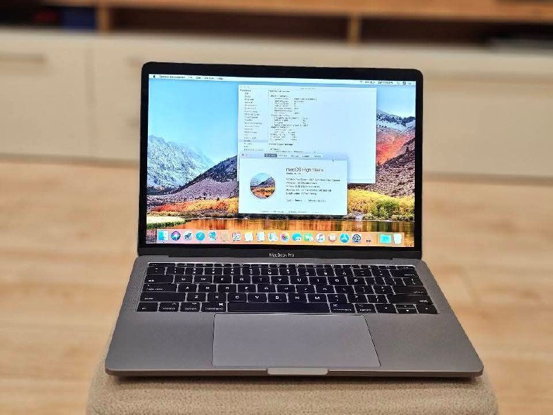 Macbook Air i5 8GB RAM 256GB SSD 2