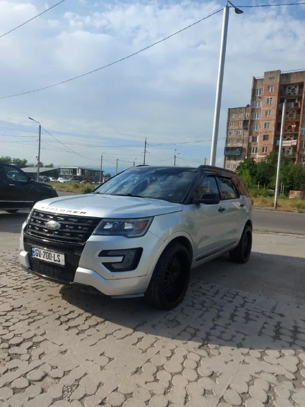Ford Explorer 2018 1
