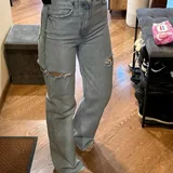 Джинсы с разрезами Zara 2
