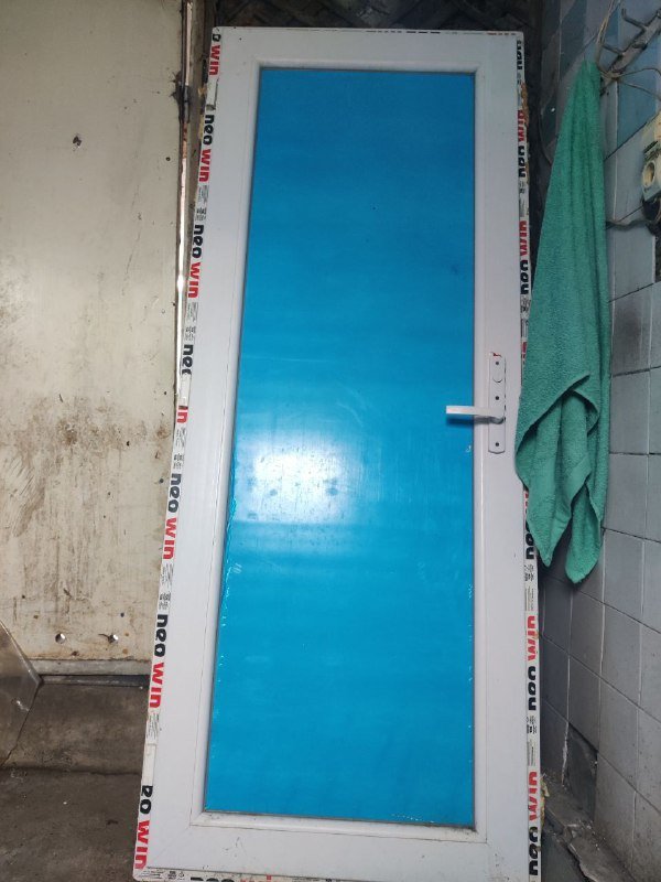 Пластиковые двери новые 200x70 см