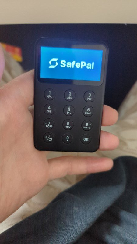 Разные товары: рыбий жир, криптокошелёк, оперативная память, камеры, книги, кеды, витамин D3, чехол для седла, лоток для питомца, кошка 4