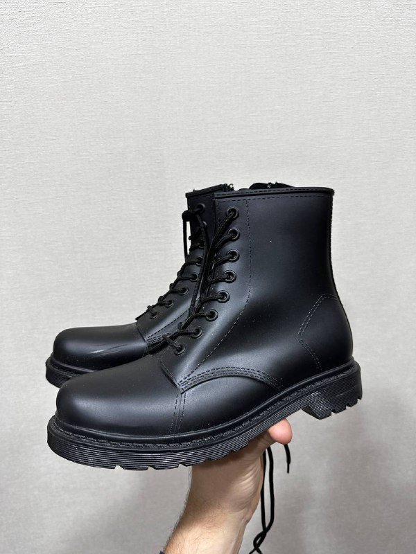 Резиновые сапоги женские 39, мужские 45-46 размер