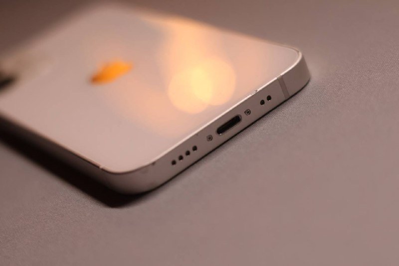 iPhone 12 mini 128 GB белый 4