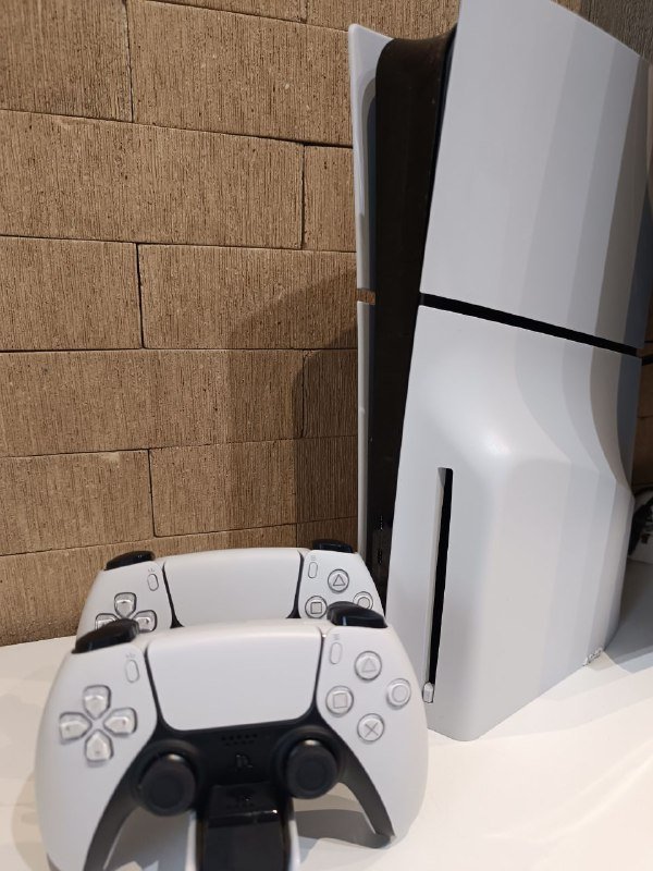 PS5 Slim, доп. джойстик, зарядная станция, игра Avatar