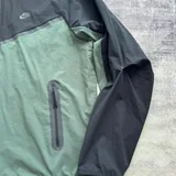 Nike Tech Woven Jacket 3
