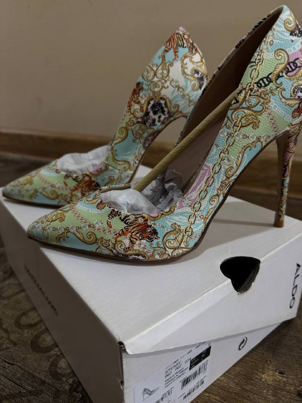 Новые туфли ALDO размер 38