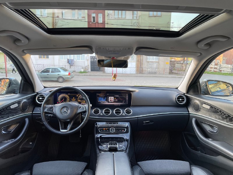 Mercedes-Benz E 350d 2017 6