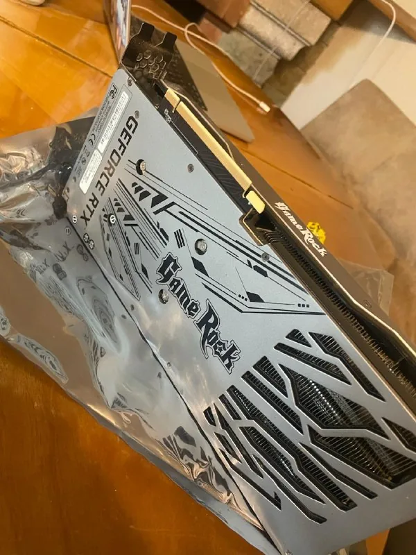 RTX 3070 Palit Gamerock 4