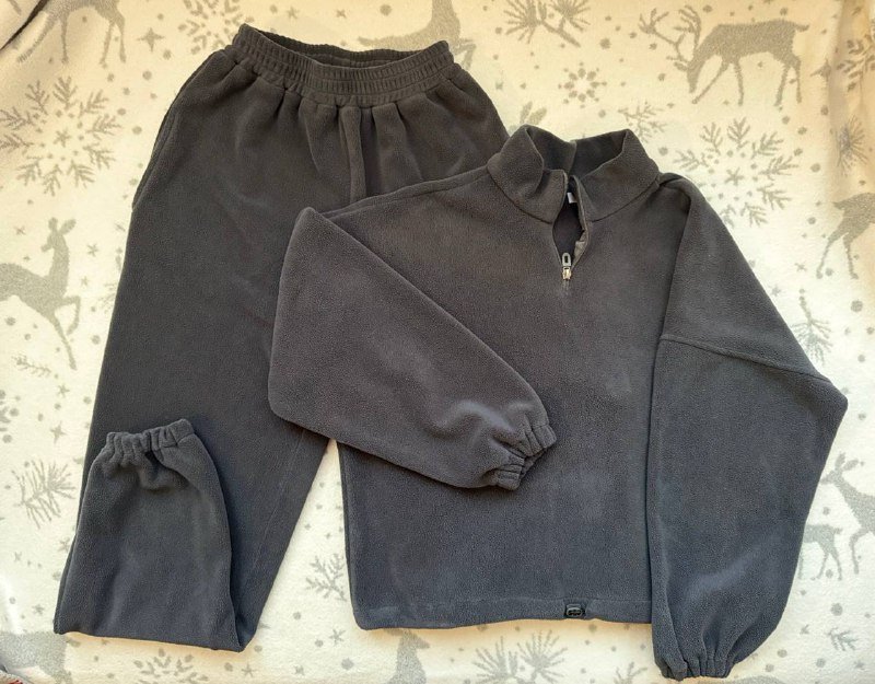 Мягкий теплый костюм графитовый размер S