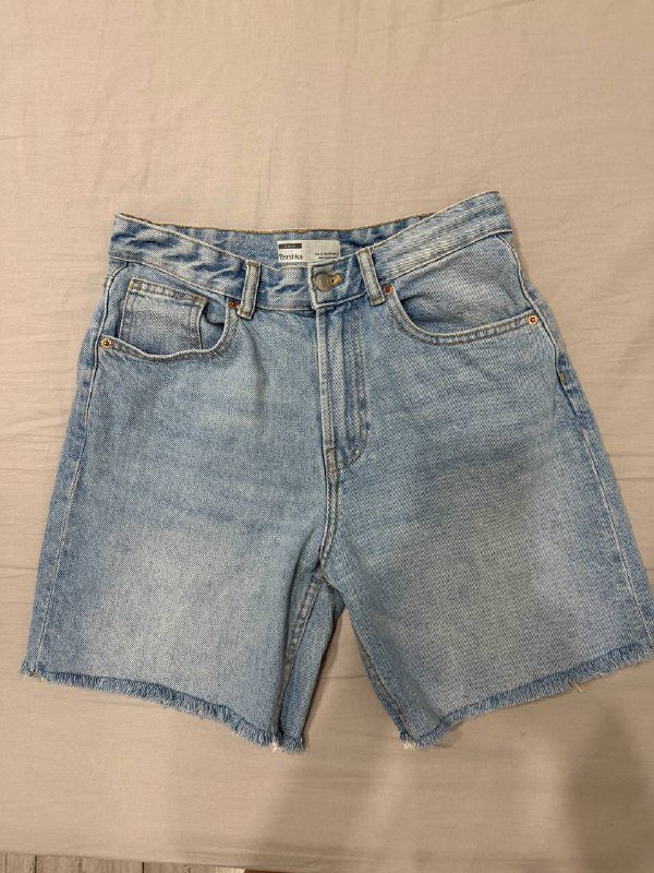 Джинсовые женские шорты BERSHKA, AMNR