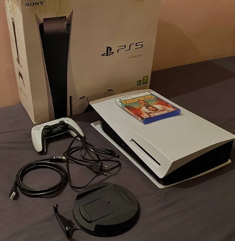 PlayStation 5 с дисководом, DualSense, Far Cry 6 1