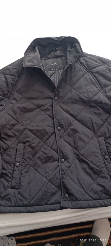 Обувь, ветровка, джинсы, термос, баскетбольное колесо 6