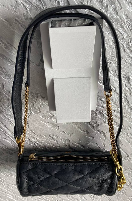 Сумочка Louis Vuitton, Вечерняя сумочка Yves Saint Laurent 5