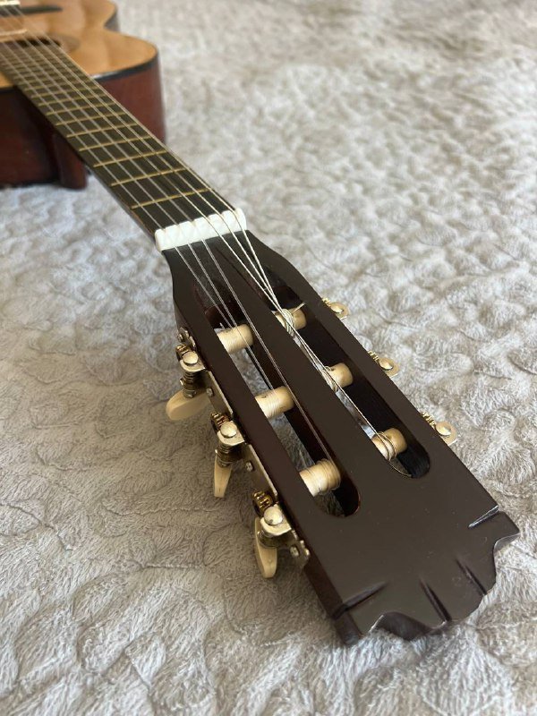 Детская гитара с чехлом 4